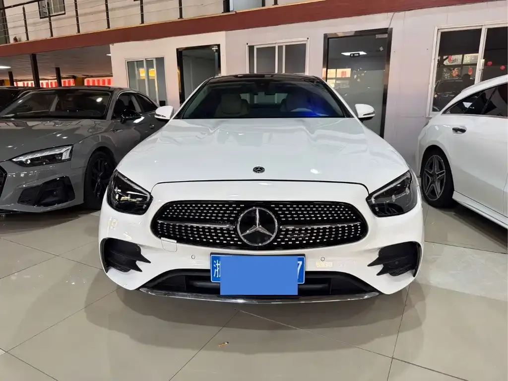 Mercedes-Benz E-Class (Import) — фото 6