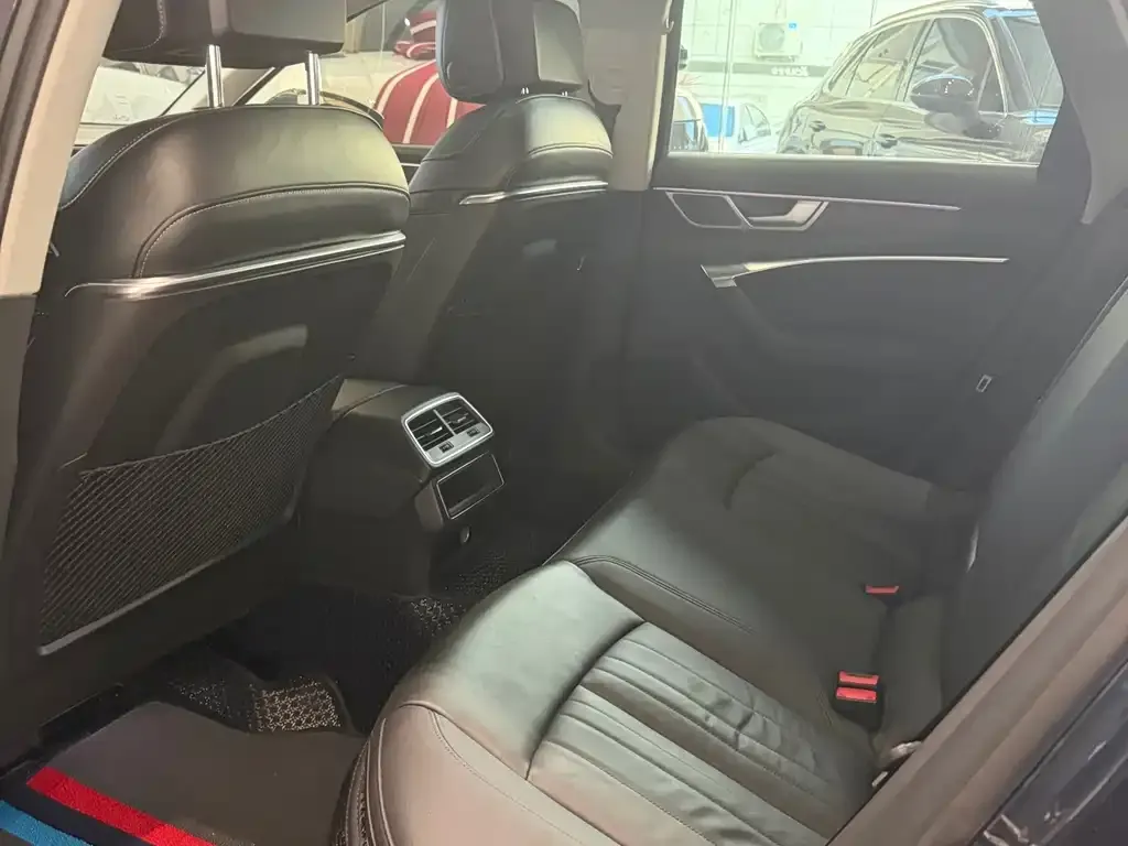 Audi A6 (Import) — фото 2