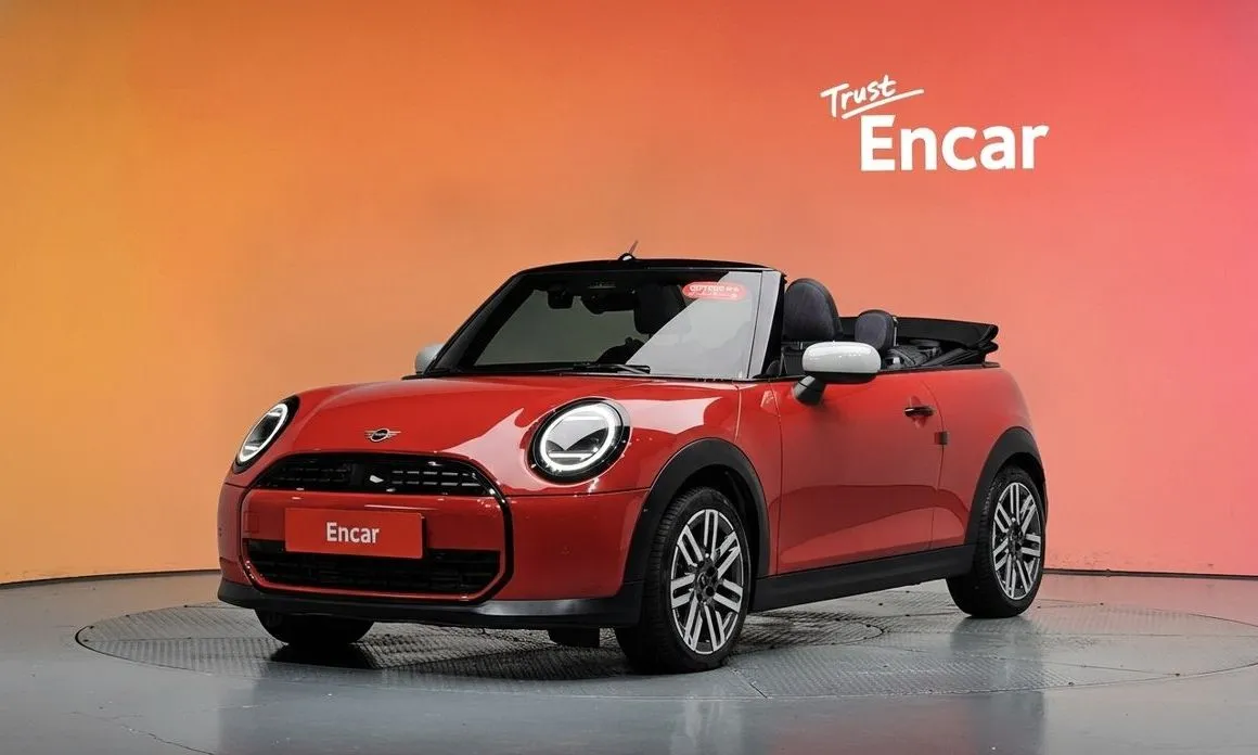 Mini Cooper Convertible — фото 1