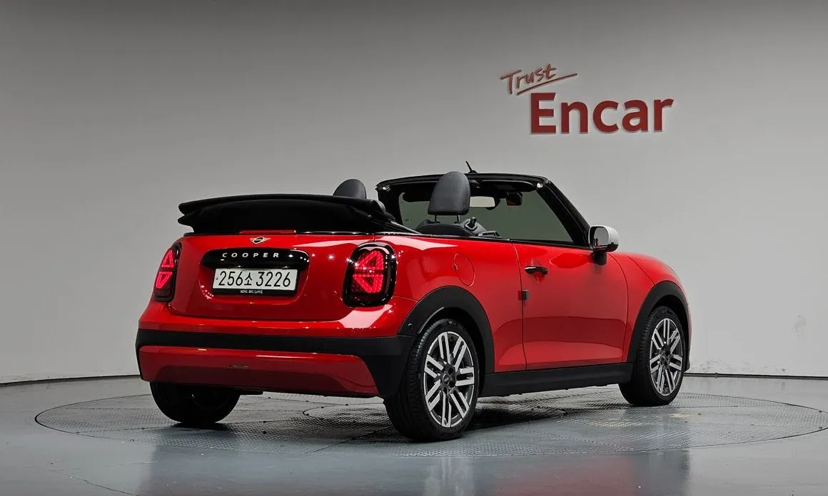 Mini Cooper Convertible — фото 6