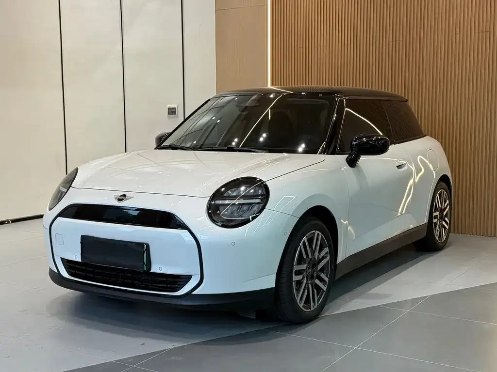 MINI Aceman EV — фото 1