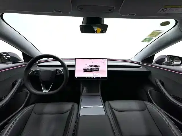 Tesla Model 3 — фото 4