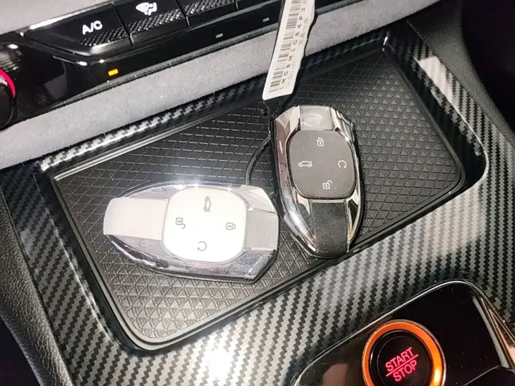 GAC Motor Shadow Leopard — фото 5