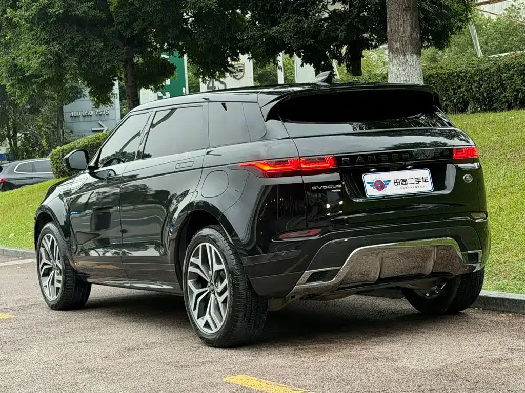 Land Rover Evoque PHEV — фото 9