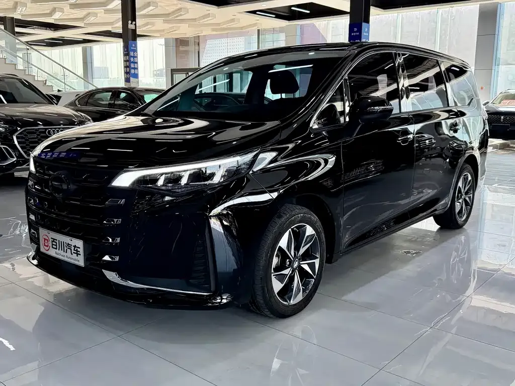 GAC Motor Trumpchi M6 — фото 1