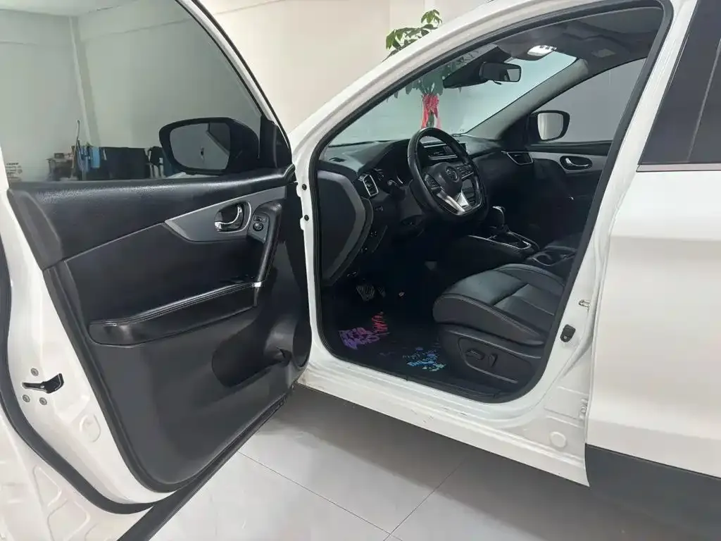 Nissan Qashqai — фото 2