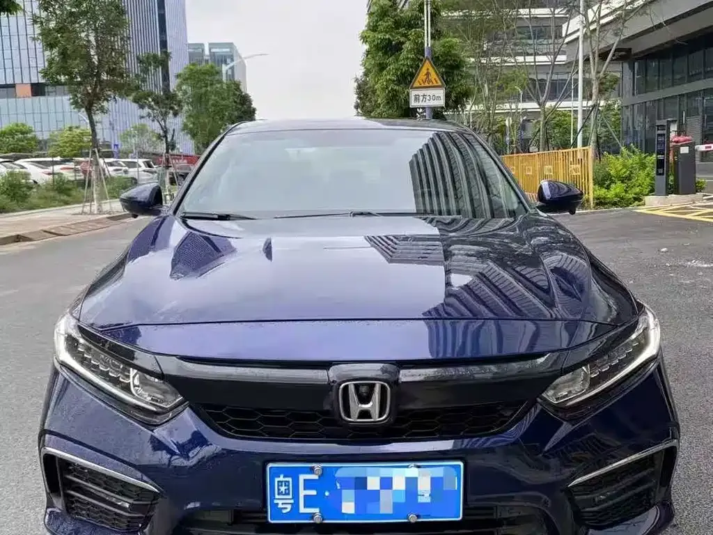 Honda Inspire — фото 1