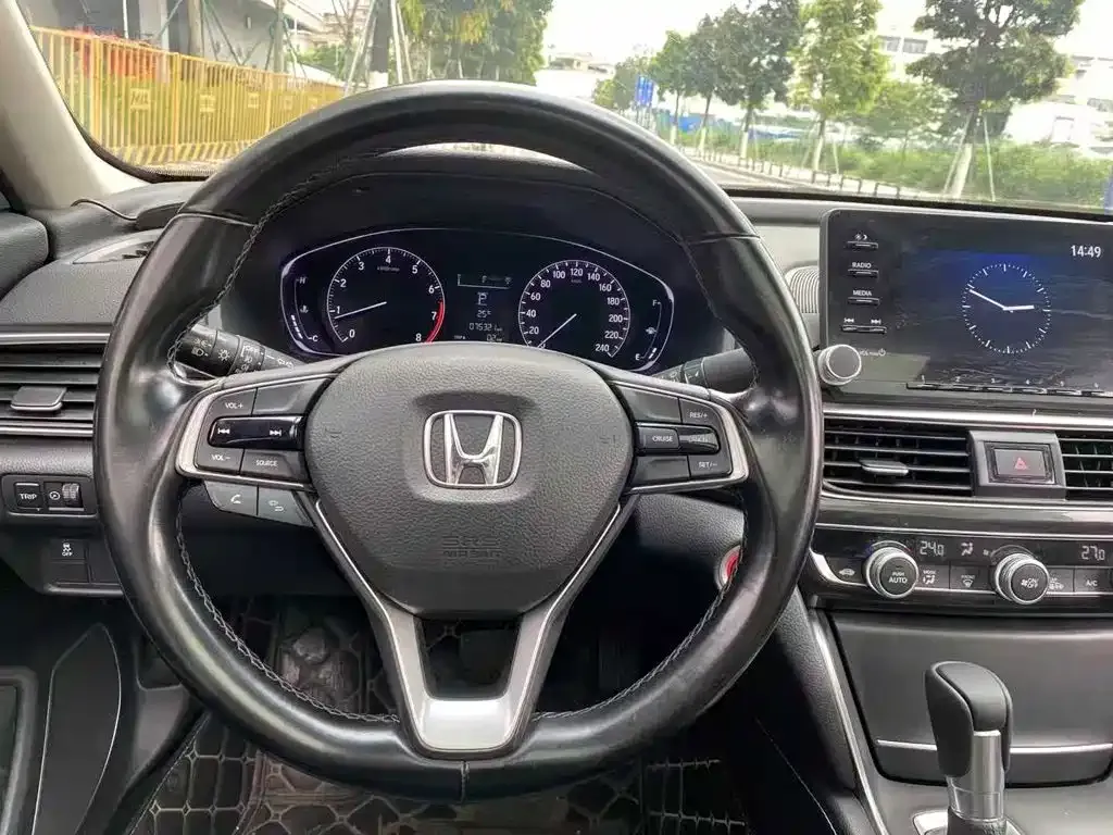 Honda Inspire — фото 9