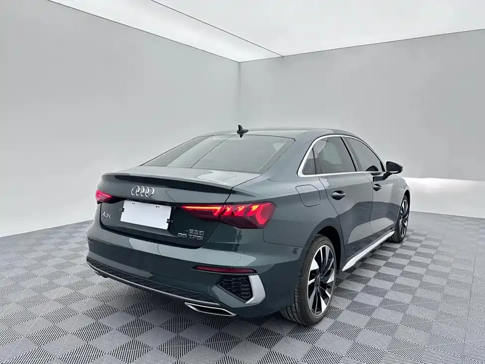 Audi A3 — фото 3