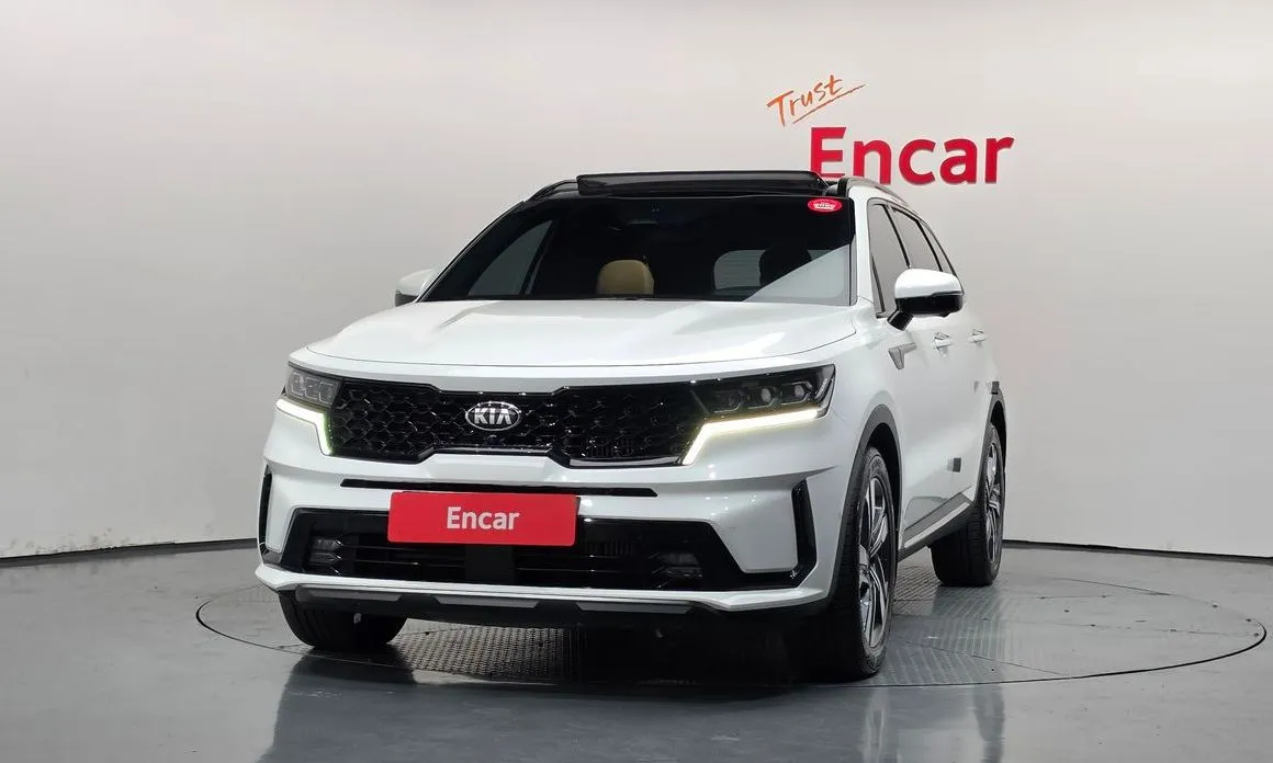 Kia Sorento — фото 7