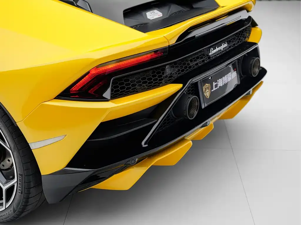 Lamborghini Huracan — фото 7