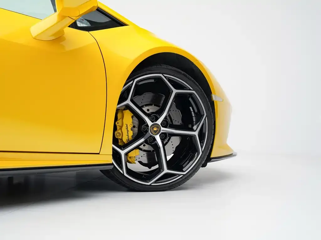 Lamborghini Huracan — фото 9