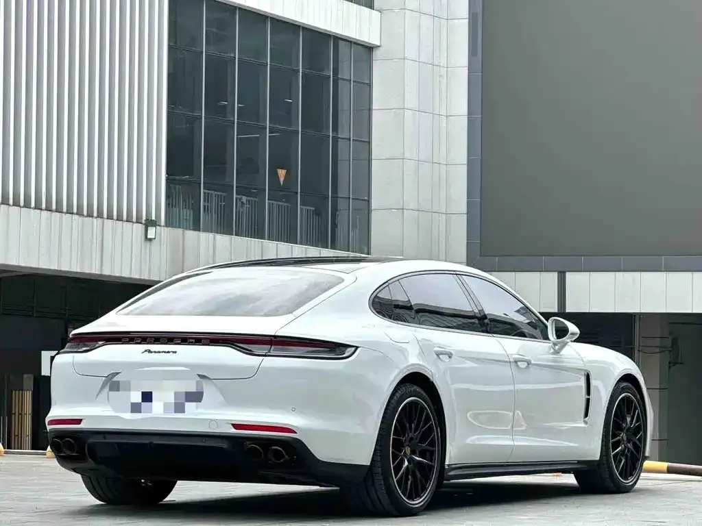 Porsche Panamera — фото 5