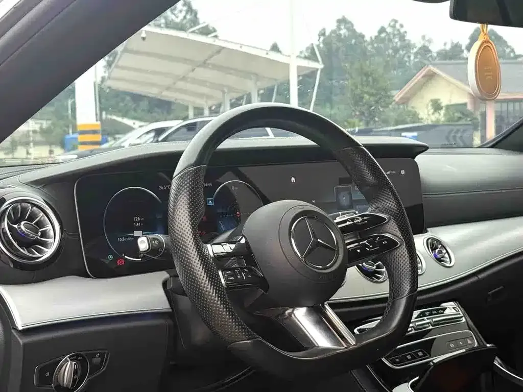Mercedes-Benz E-Class (Import) — фото 6