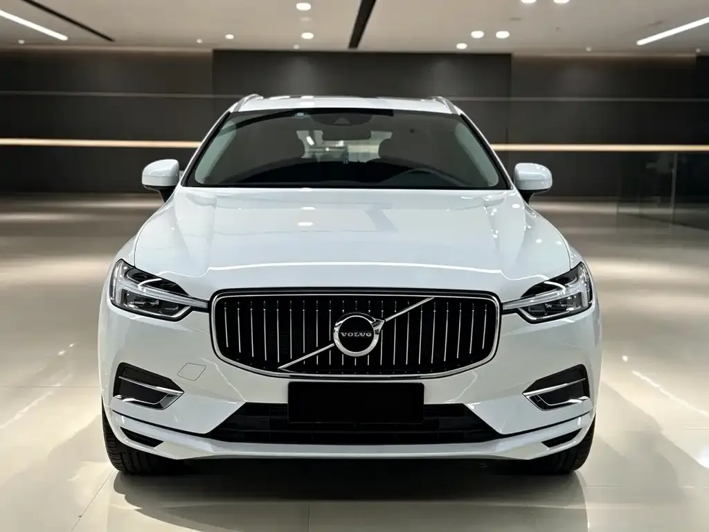 Volvo XC60 — фото 3