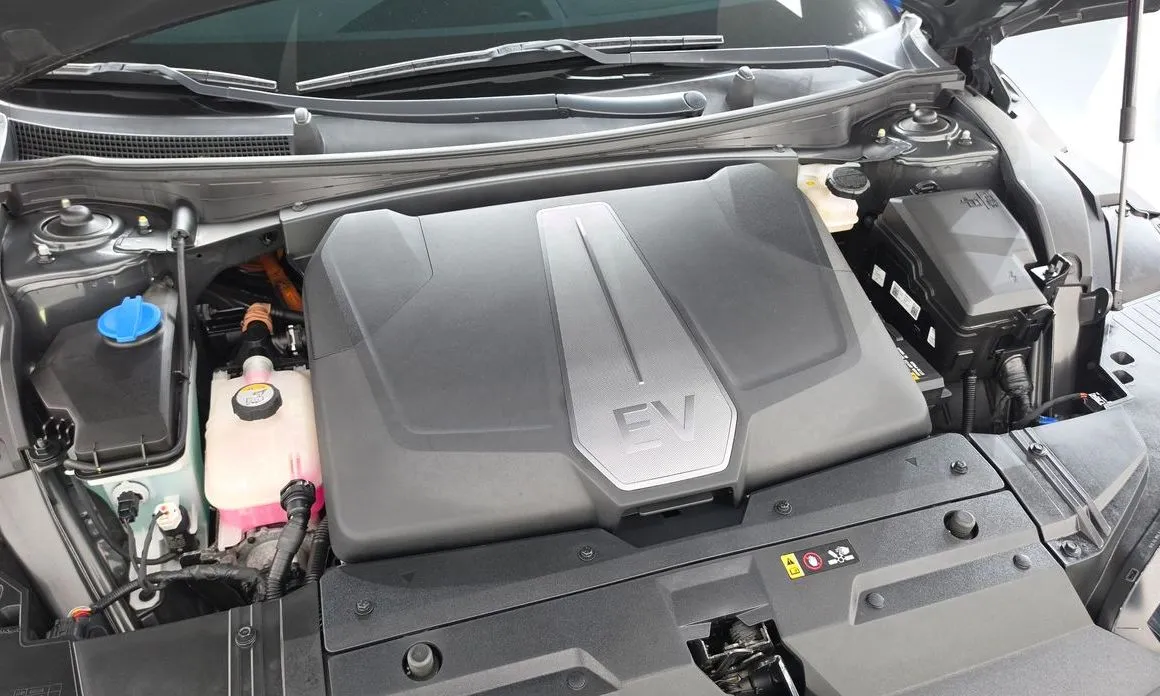 Kia EV6 — фото 8