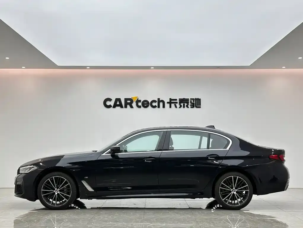 BMW 5 Series — фото 3