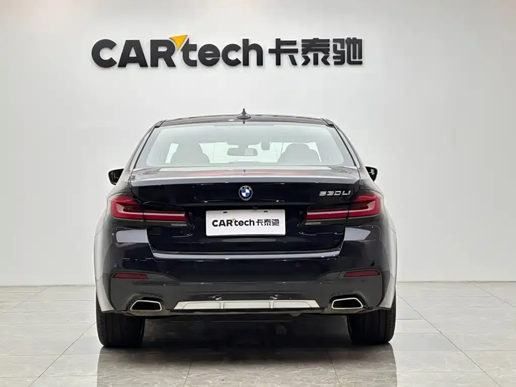 BMW 5 Series — фото 2