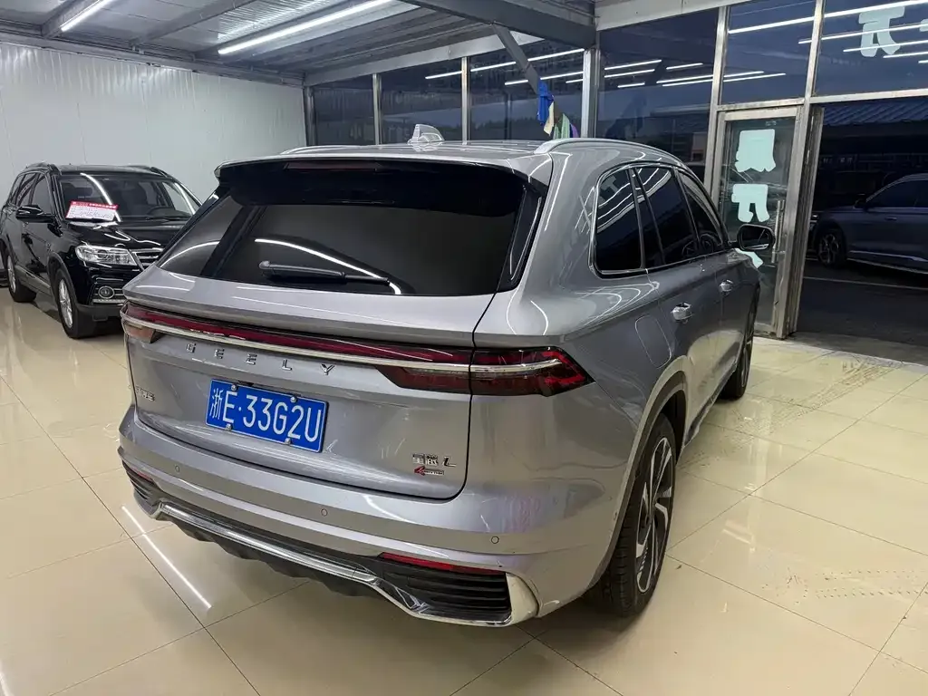 Geely Xingyue L — фото 9