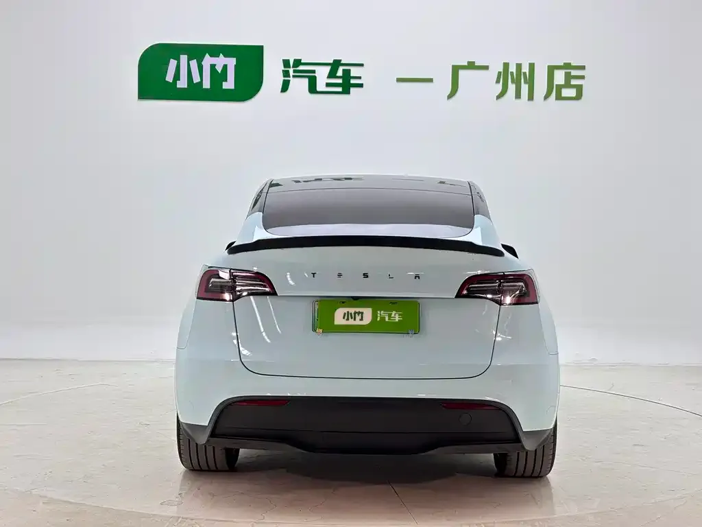 Tesla Model Y — фото 2