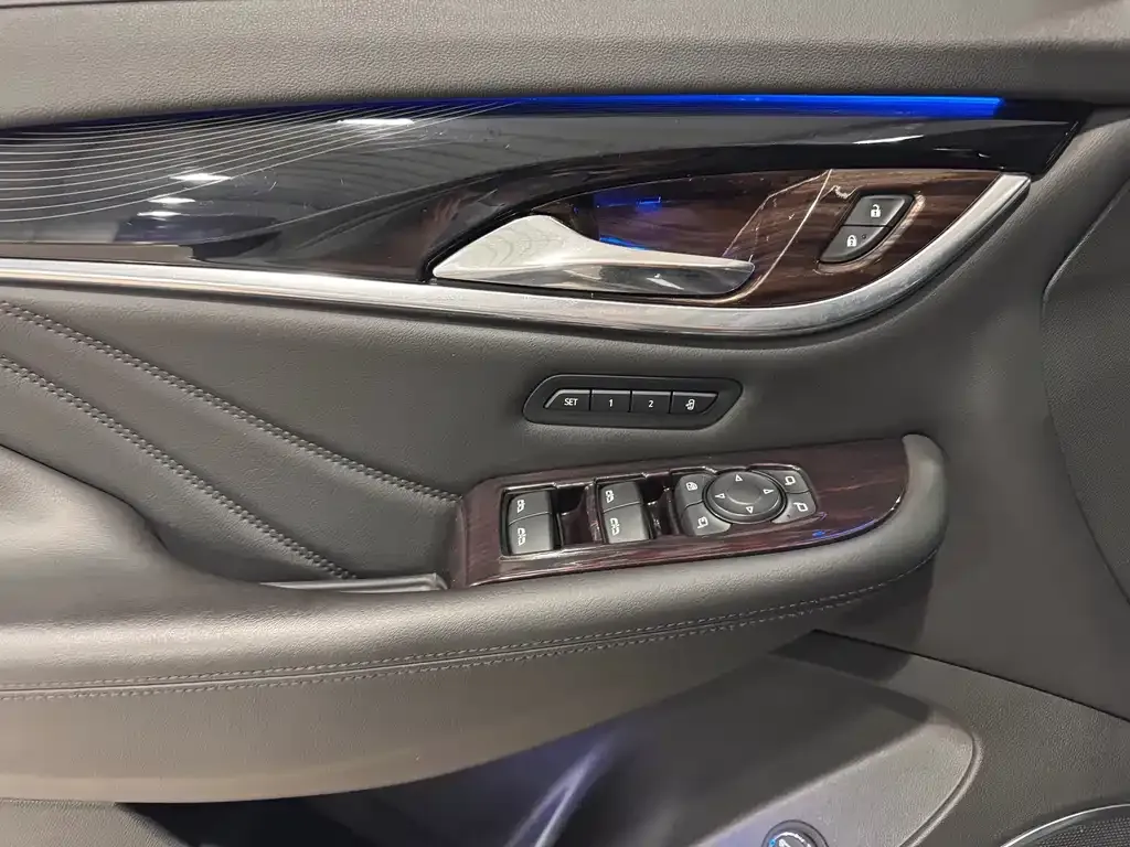 Buick Enclave — фото 4