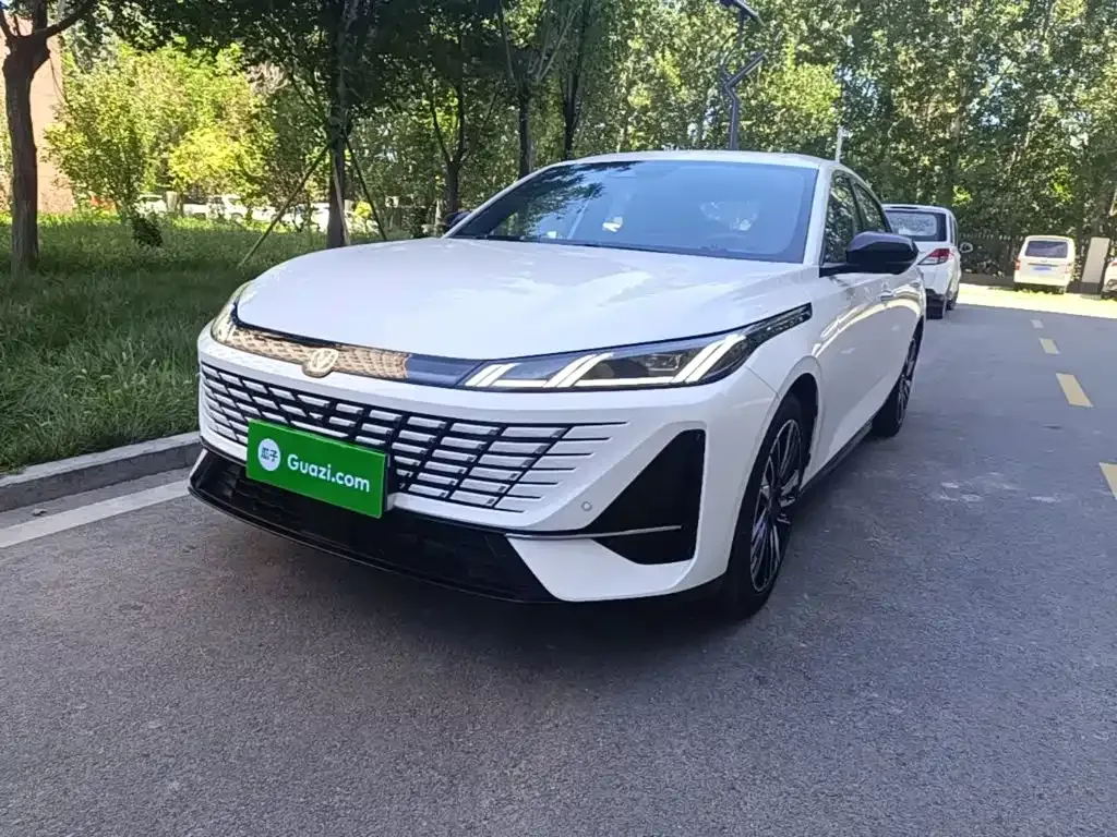 Changan Eado — фото 1