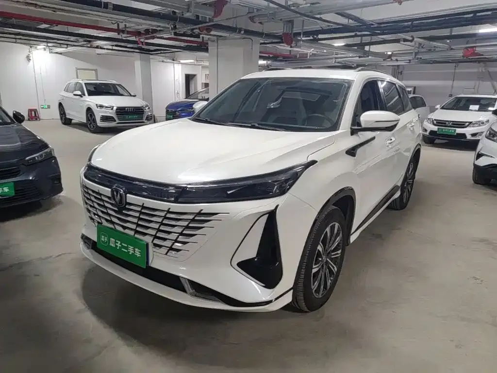 Changan CS75 PLUS — фото 1
