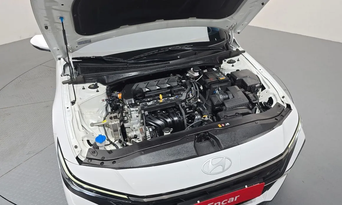 Hyundai AVANTE — фото 4