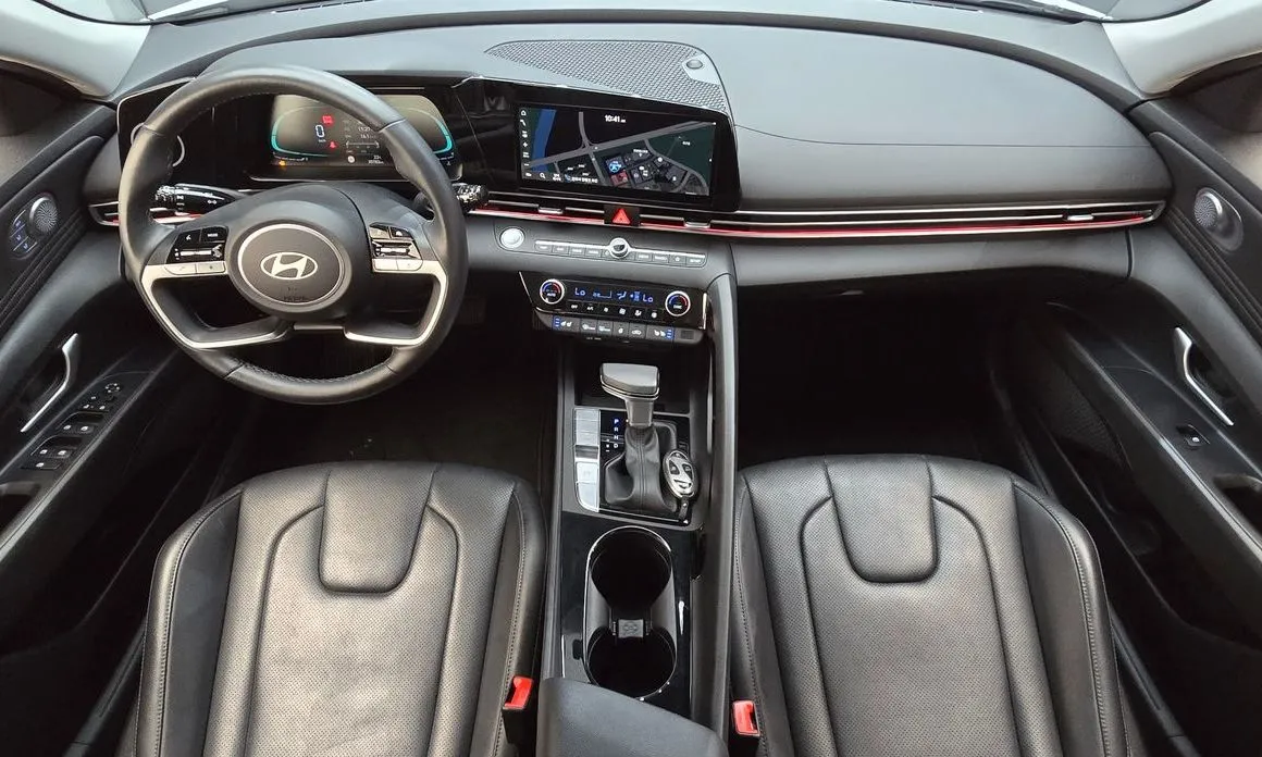 Hyundai AVANTE — фото 9