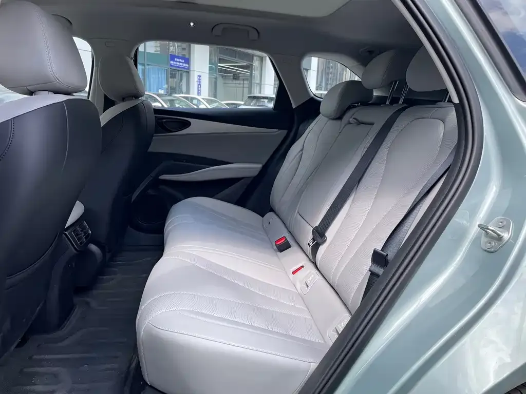 BYD Seal 06 DM-i Touring — фото 4