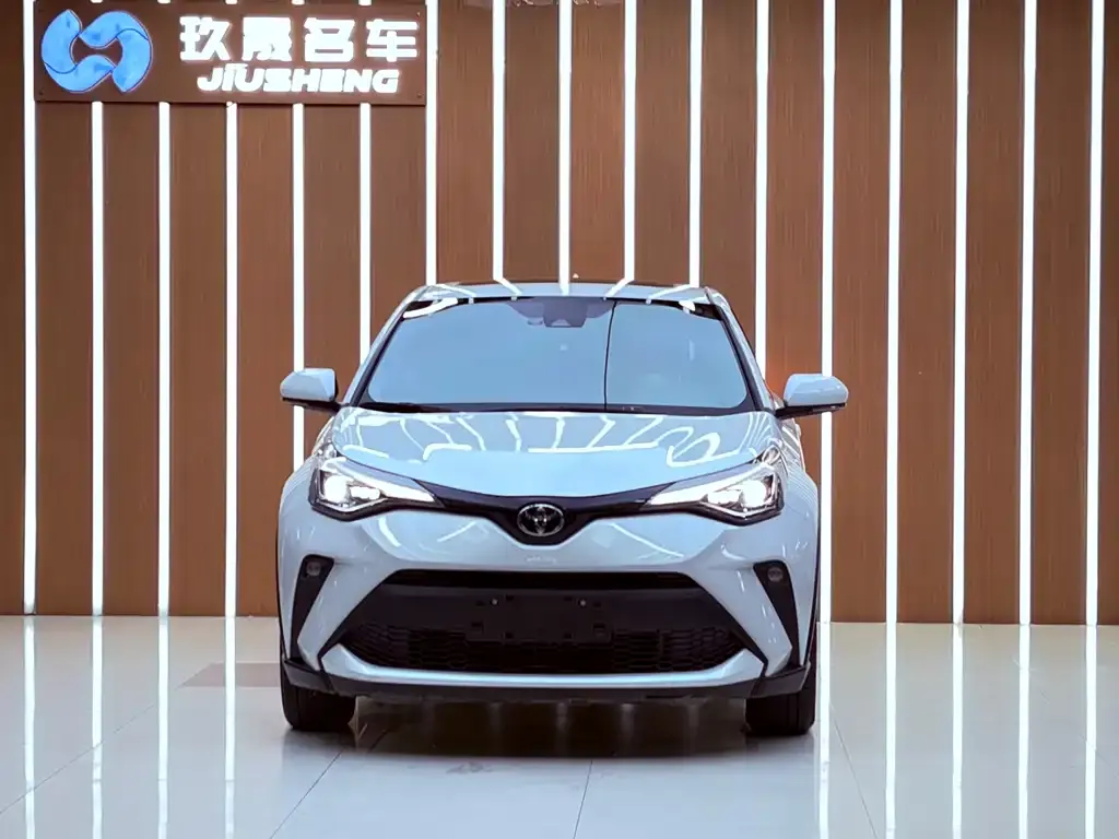 Toyota C-HR — фото 7