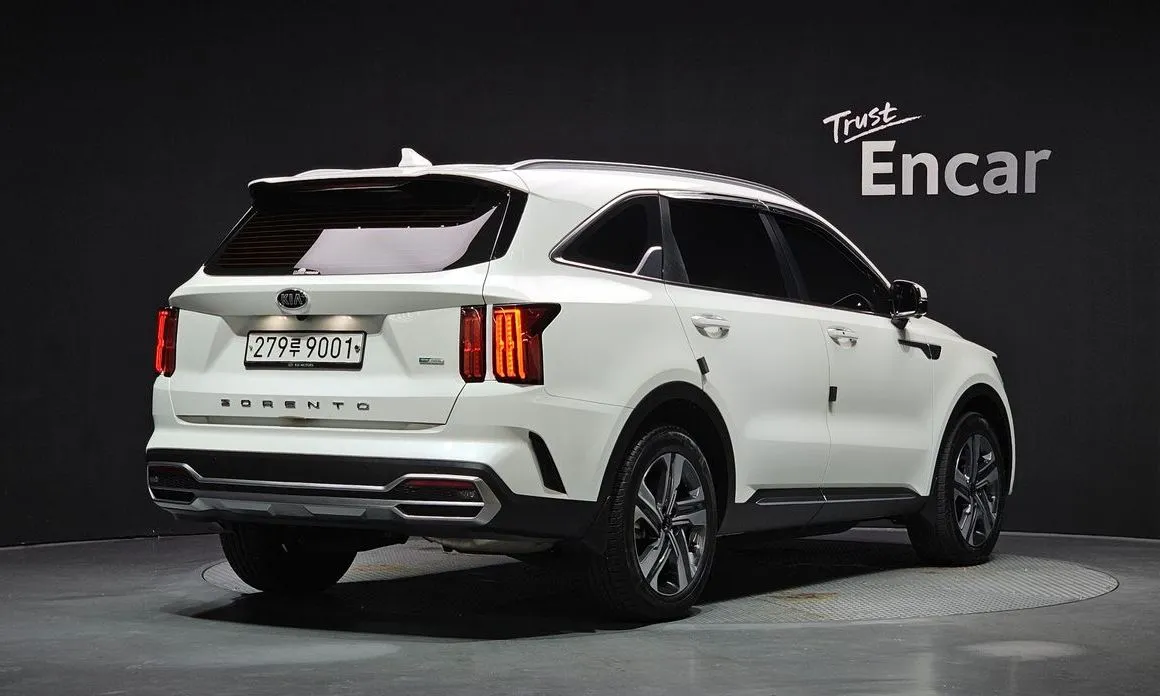 Kia Sorento — фото 6