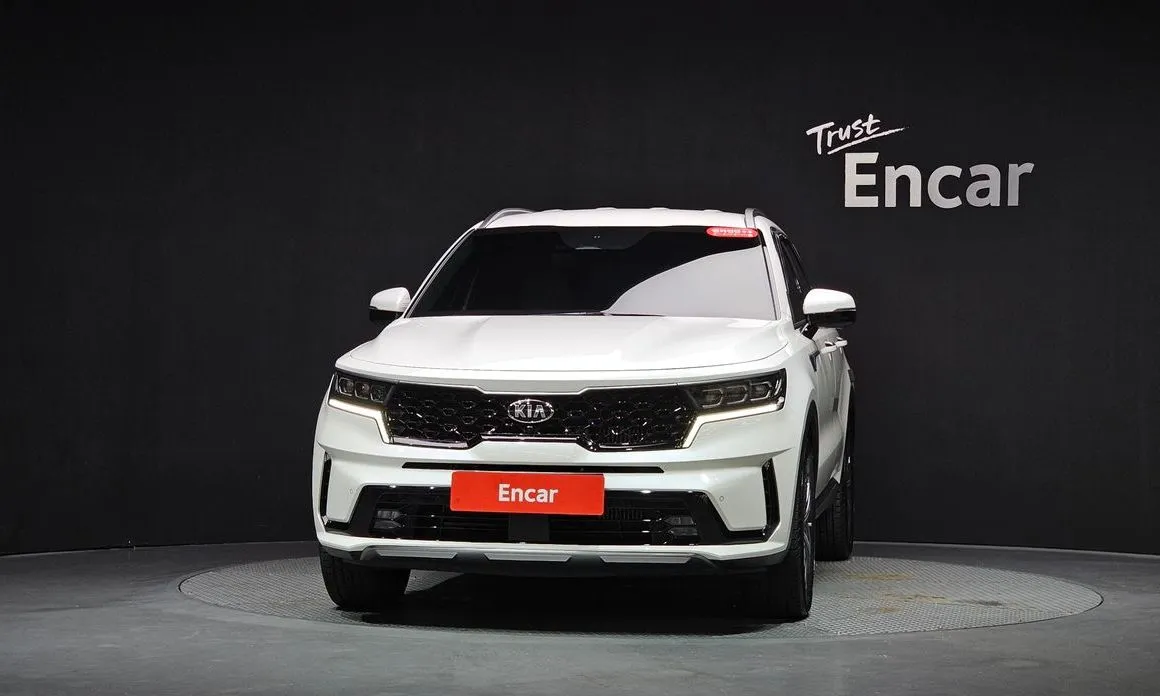 Kia Sorento — фото 7
