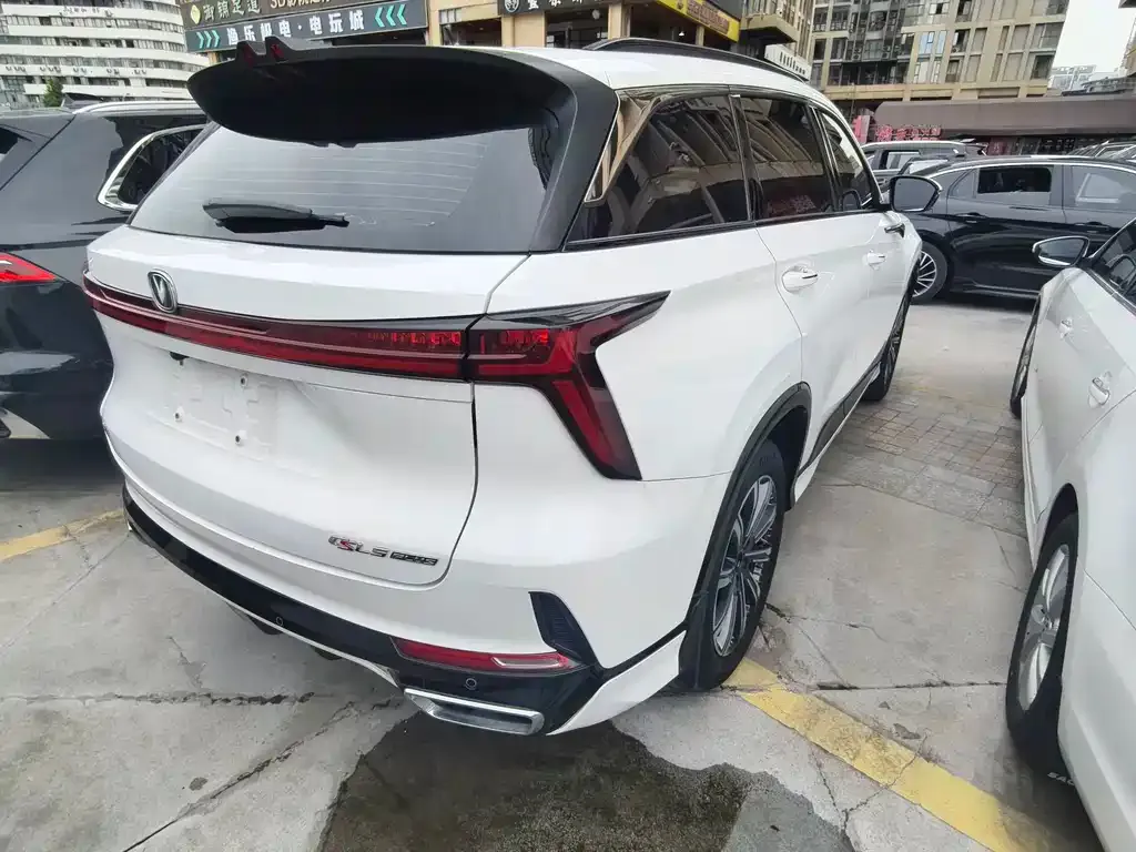 Changan CS75 PLUS — фото 8