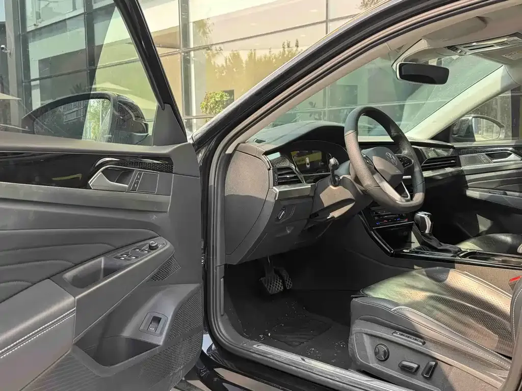 Volkswagen Passat — фото 2