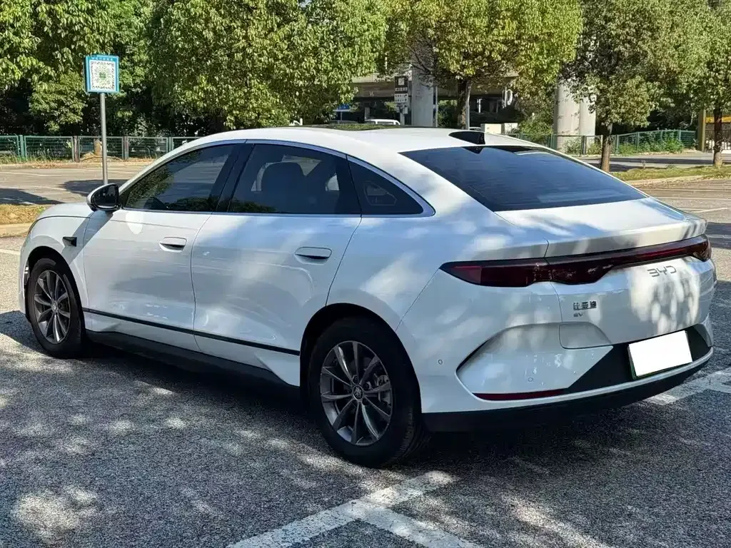 BYD Qin L — фото 3