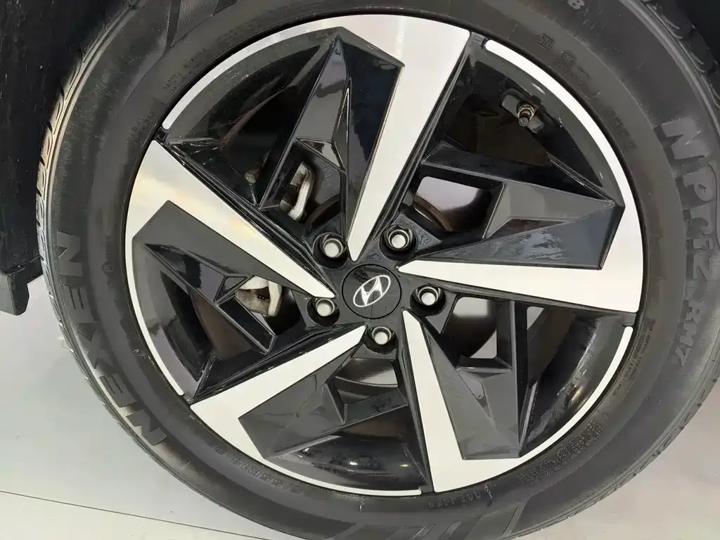 Hyundai ix35 — фото 10