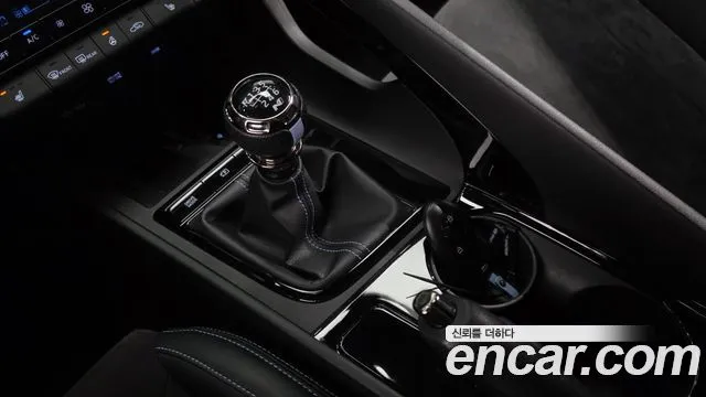 Hyundai AVANTE — фото 2