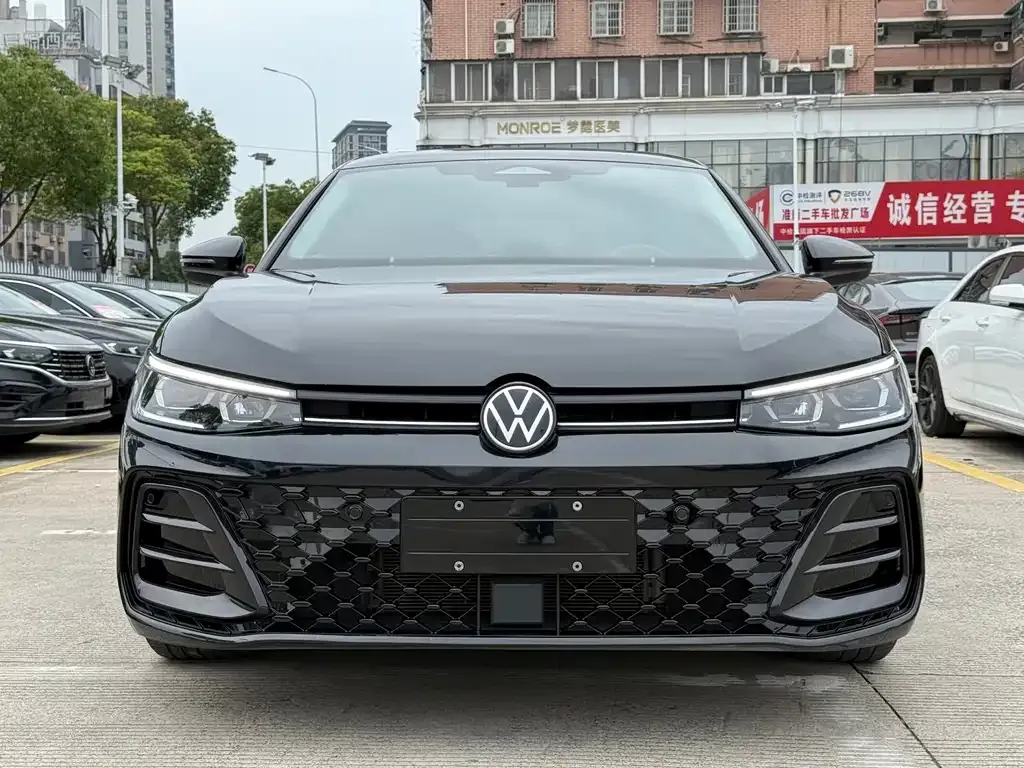 Volkswagen Passat — фото 3
