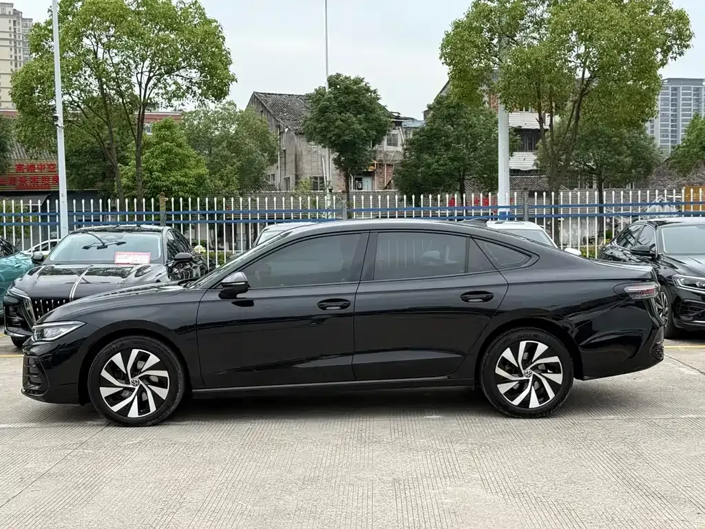 Volkswagen Passat — фото 9