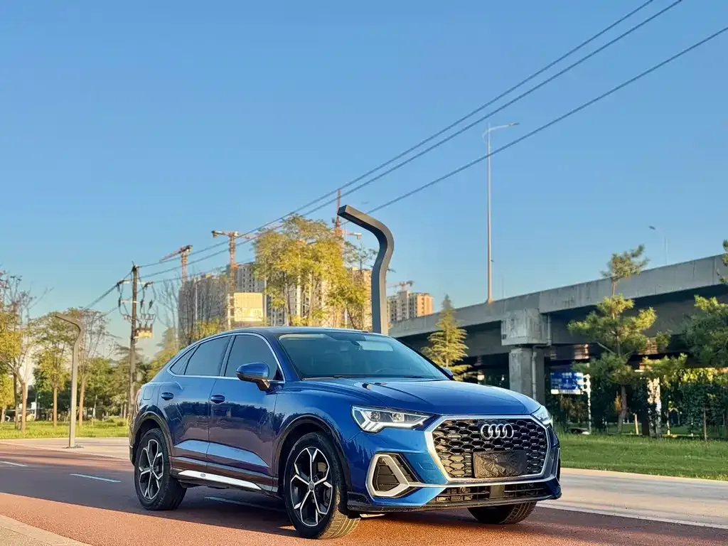 Audi Q3 Sportback — фото 8