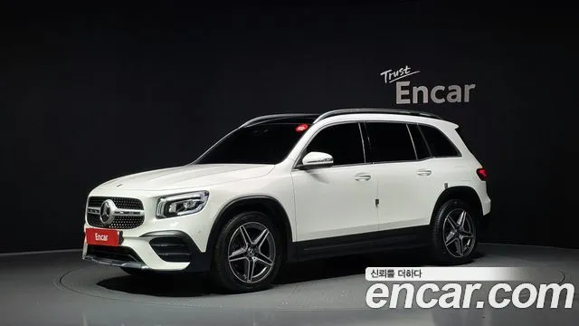 Mercedes-Benz GLB-Class — фото 1