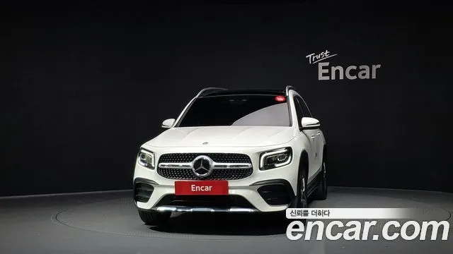 Mercedes-Benz GLB-Class — фото 4