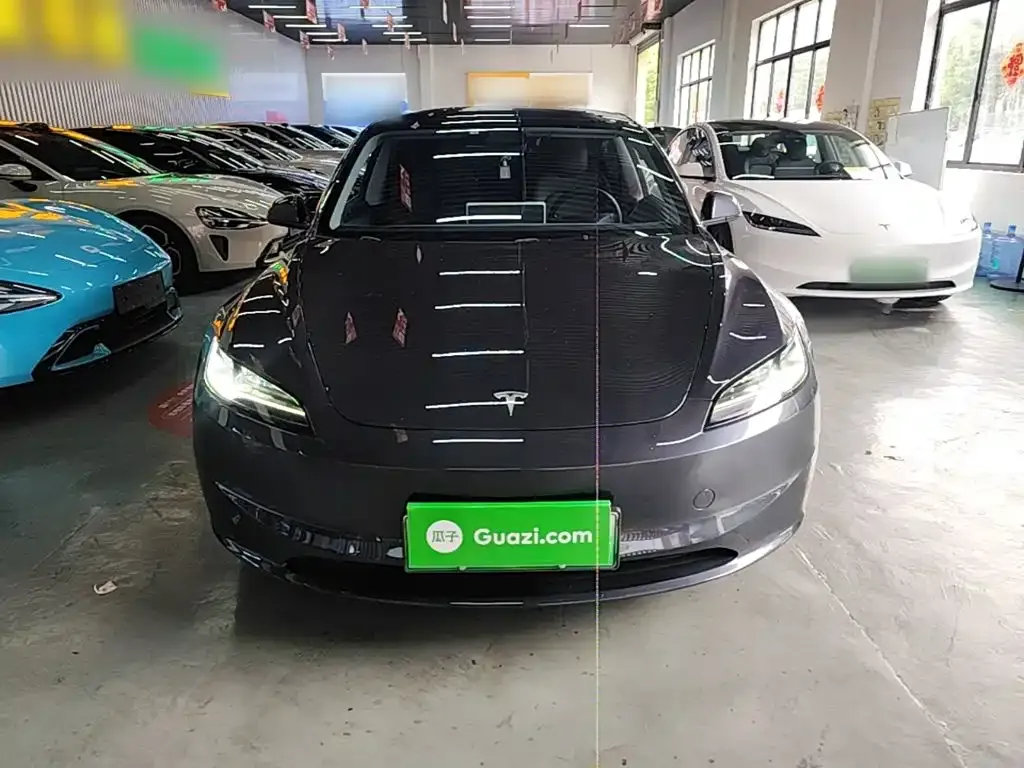Tesla Model 3 — фото 5