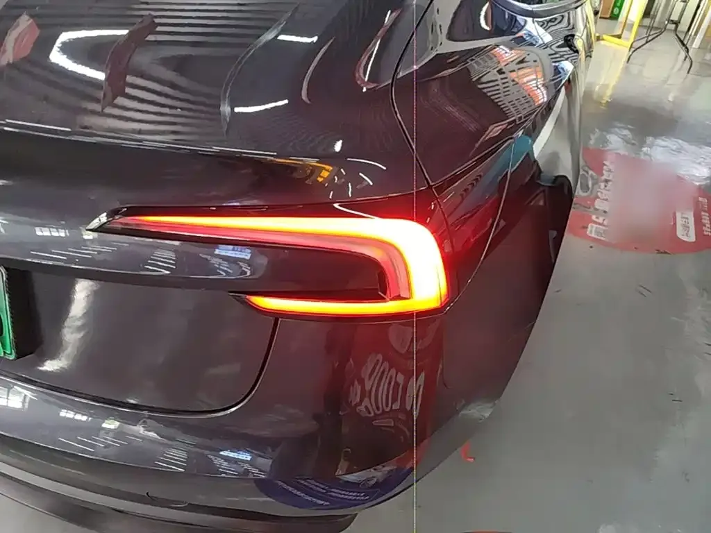 Tesla Model 3 — фото 3