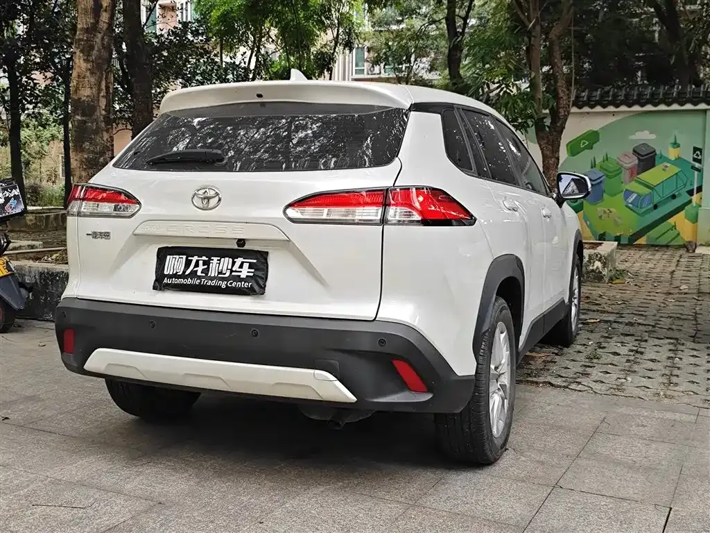 Toyota Corolla Cross — фото 7