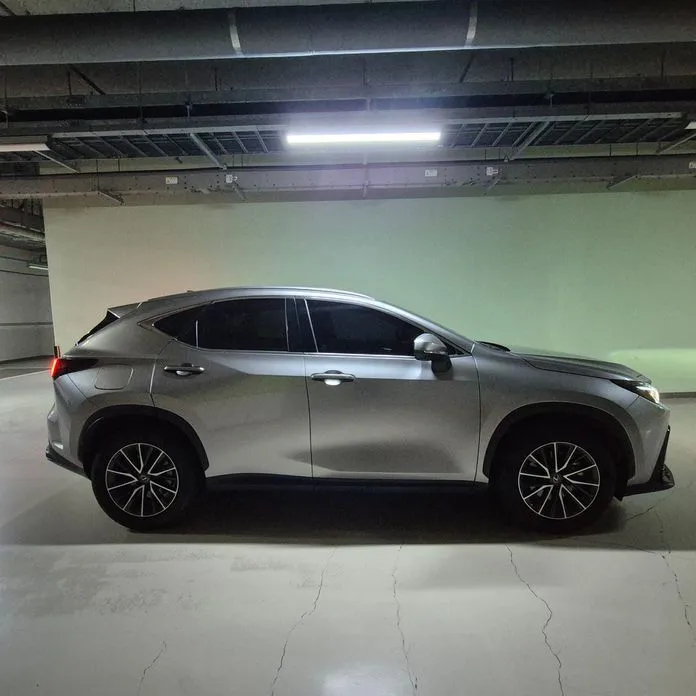Lexus NX — фото 4