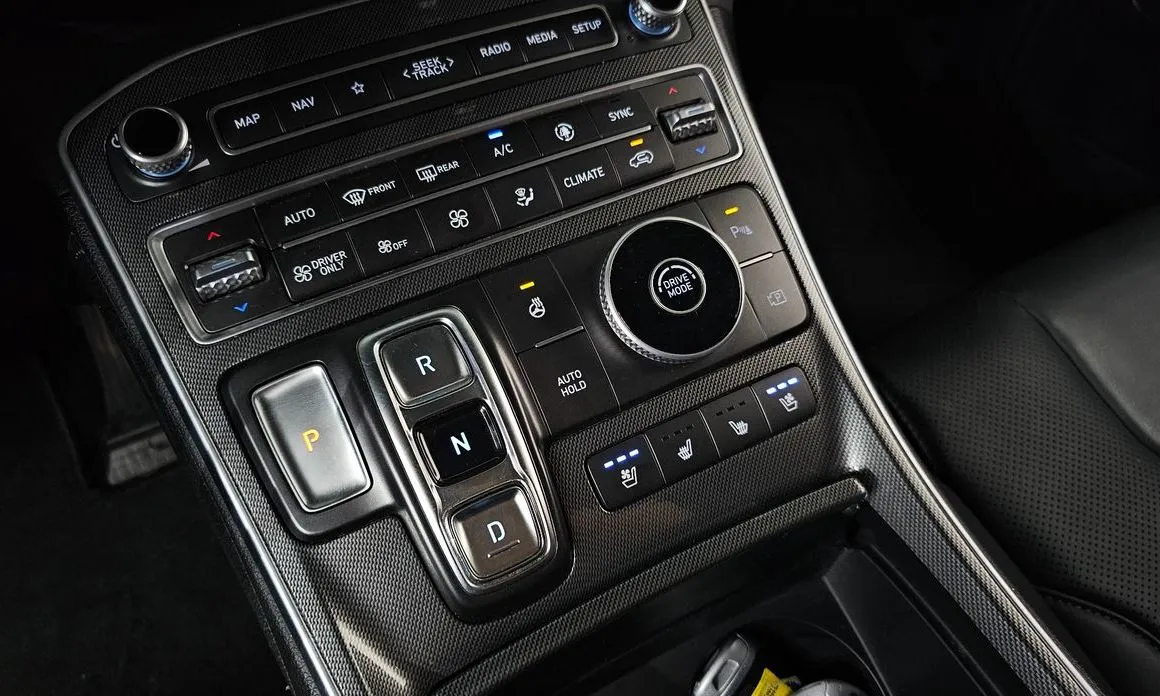 Hyundai Santafe — фото 4