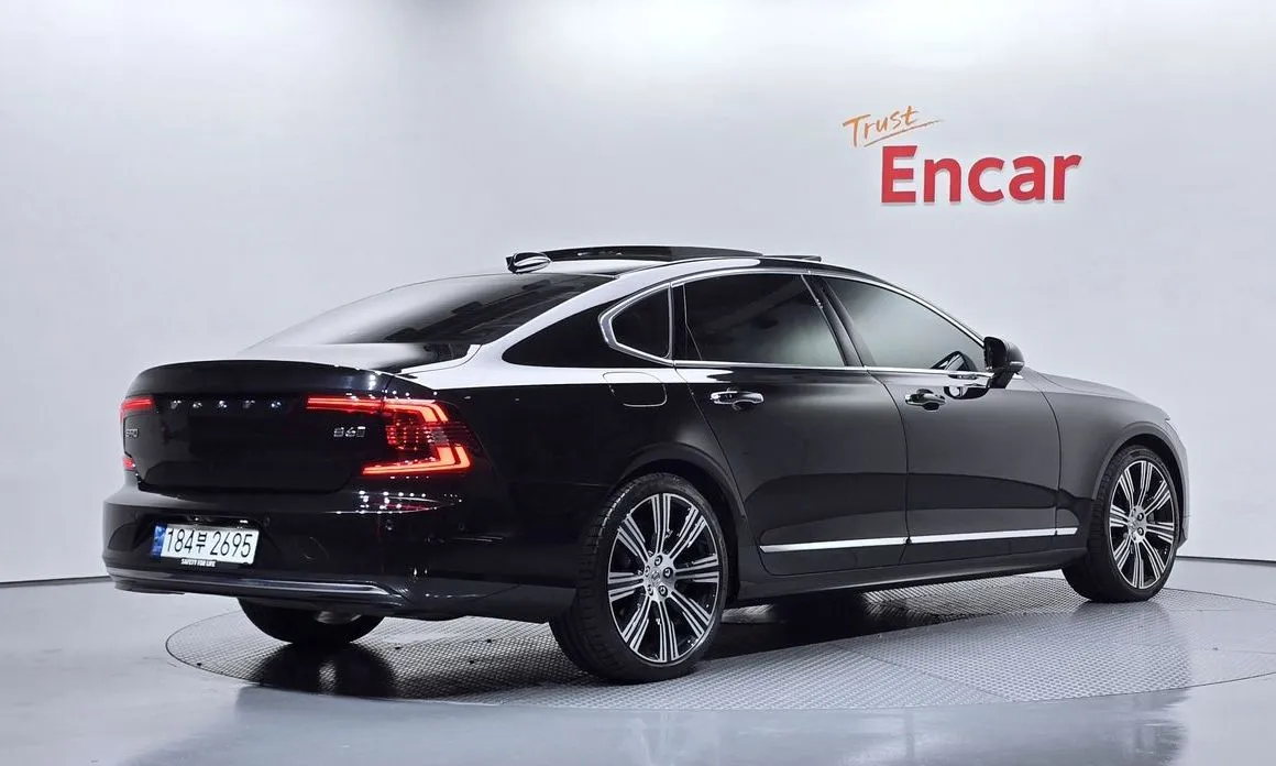 Volvo S90 — фото 3