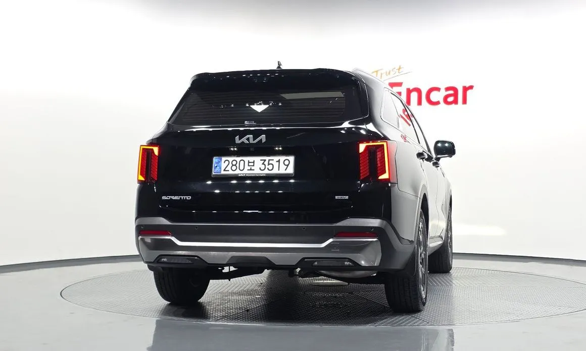Kia Sorento — фото 4